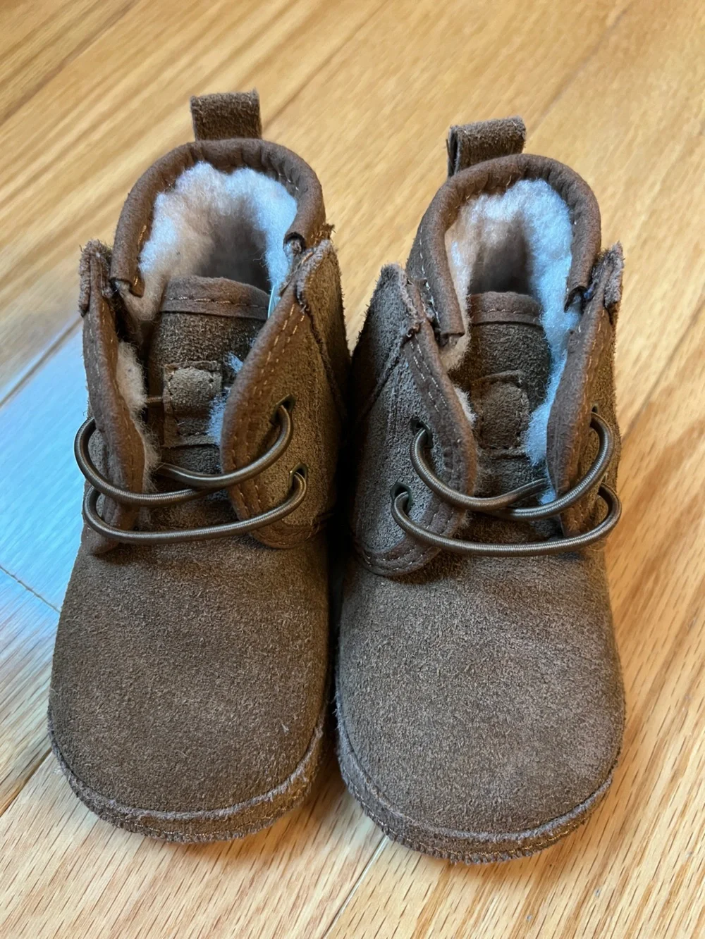 UGG Baby Infant Toddler Neumel Boots Chestnut Suede Infant Size 4/5